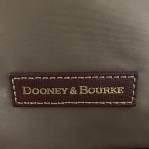 Dooney & Bourke Tote